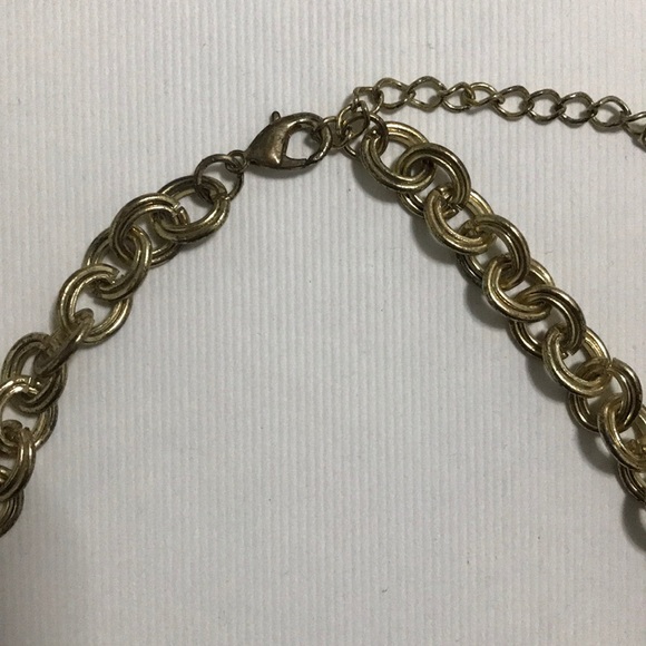 Anthropologie Crystal/Pearl Floral Gold Necklace - Picture 7 of 8